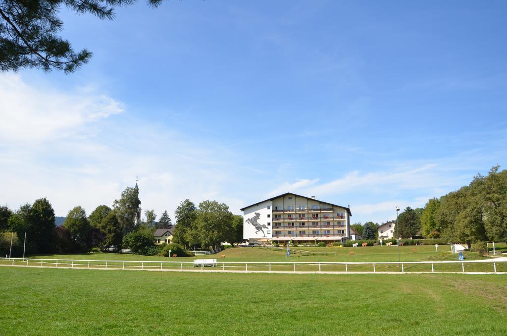 Reitzentrum Hausruckhof Hotel 3*